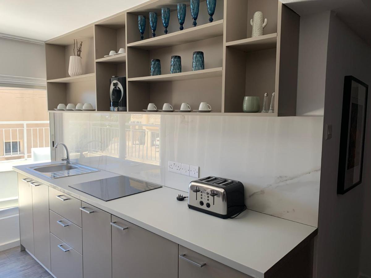 Pasithea Family Apartment Larnaca Dış mekan fotoğraf